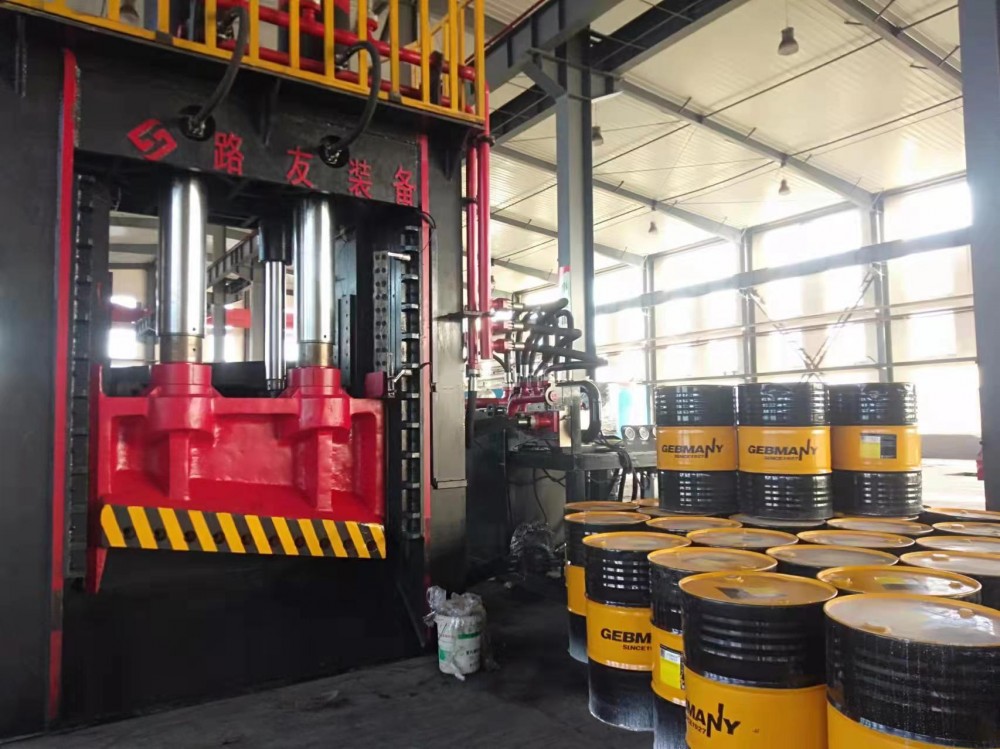 路友龍門(mén)剪于日本削鐵如泥“大殺四方”