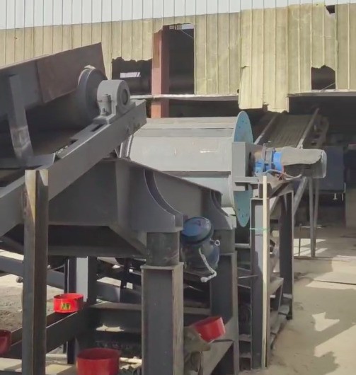 非洲地區路友破碎機使用現場