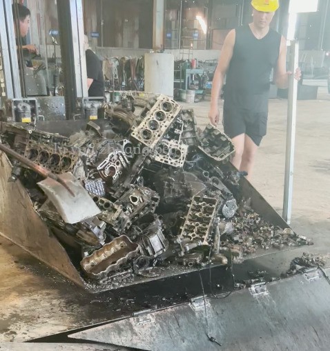 不同行業都有自己的煉丹爐。