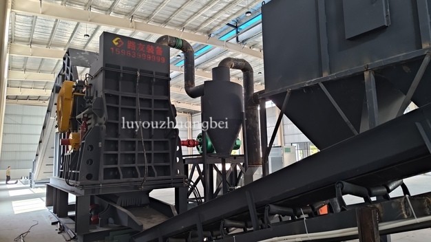 四川雙線（破碎線、分選線）安裝結(jié)束，等待客戶試機(jī)指令。